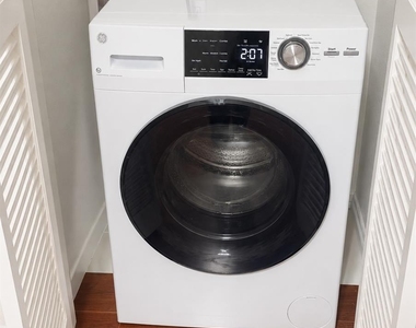 2425 Ashdale Dr - Photo Thumbnail 13