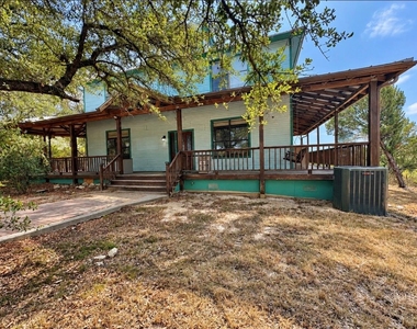 15401 Lariat Trl - Photo Thumbnail 1
