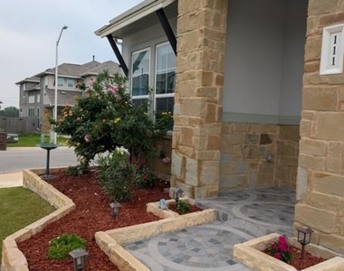 3200 College Park Dr - Photo Thumbnail 1