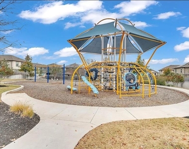 3200 College Park Dr - Photo Thumbnail 15