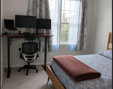 3200 College Park Dr - Photo Thumbnail 7