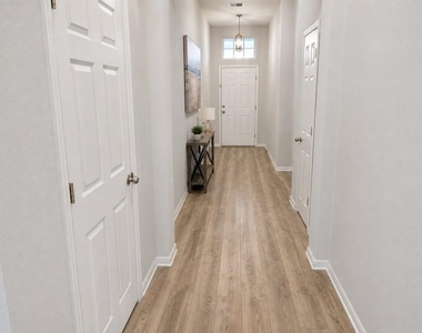 3200 College Park Dr - Photo Thumbnail 2