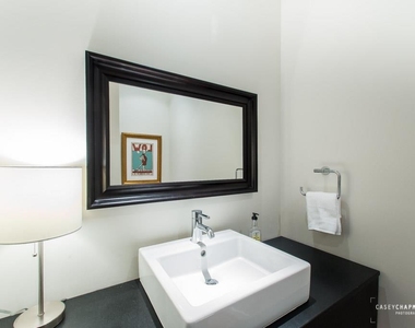 210 Lavaca St - Photo Thumbnail 37