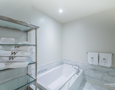 210 Lavaca St - Photo Thumbnail 21