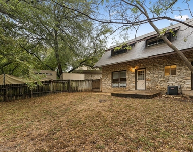2001 Cody Ct - Photo Thumbnail 17
