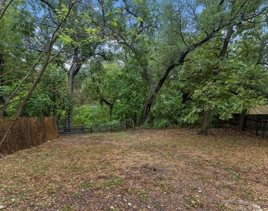 2001 Cody Ct - Photo Thumbnail 18
