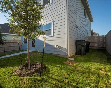 9507 Morning Iris Dr - Photo Thumbnail 31