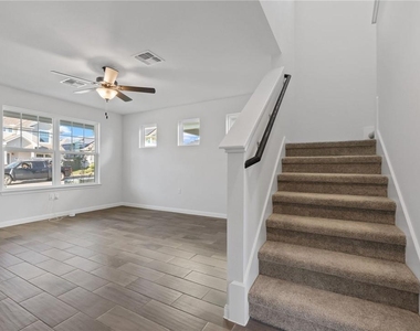 9507 Morning Iris Dr - Photo Thumbnail 8