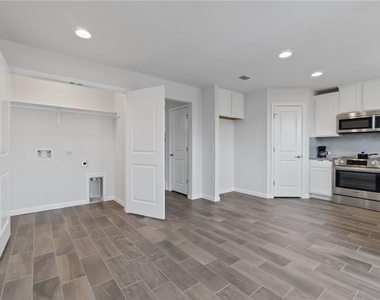 9507 Morning Iris Dr - Photo Thumbnail 5