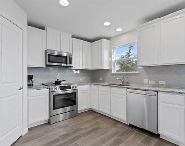 9507 Morning Iris Dr - Photo Thumbnail 2