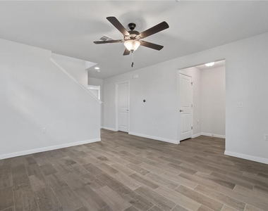 9507 Morning Iris Dr - Photo Thumbnail 17