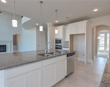 108 Potts St - Photo Thumbnail 7