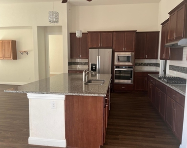 4117 Brean Down Rd - Photo Thumbnail 12