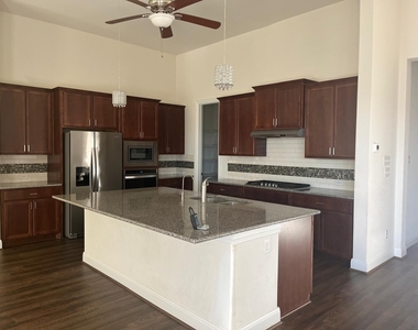 4117 Brean Down Rd - Photo Thumbnail 10