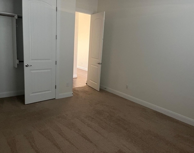 4117 Brean Down Rd - Photo Thumbnail 1