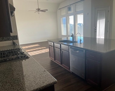 4117 Brean Down Rd - Photo Thumbnail 19