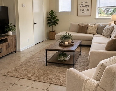 734 Trinity St - Photo Thumbnail 1