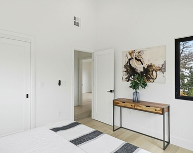 300 Lightsey Rd - Photo Thumbnail 21