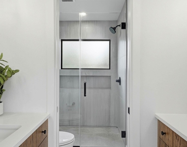 300 Lightsey Rd - Photo Thumbnail 24