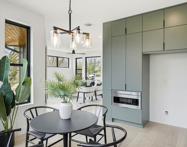 300 Lightsey Rd - Photo Thumbnail 14