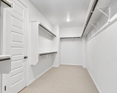 5201 Olimpico Way - Photo Thumbnail 1