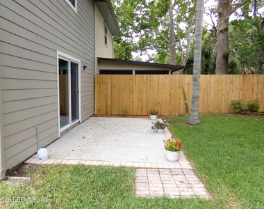 2134 Rosewood Drive - Photo Thumbnail 7