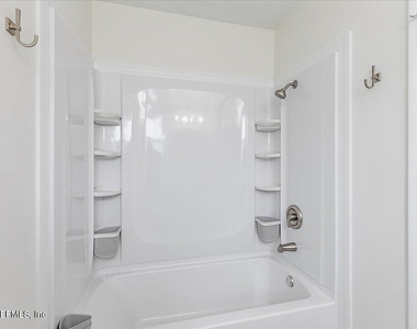 2134 Rosewood Drive - Photo Thumbnail 38