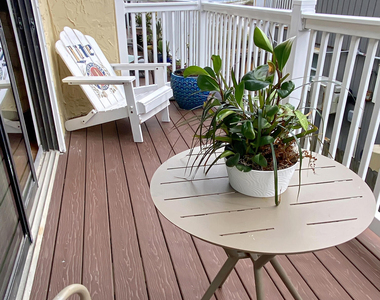 1107 1st Street S - Photo Thumbnail 4