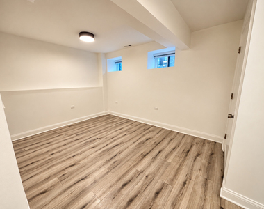 1344 W Ohio Street - Photo Thumbnail 12