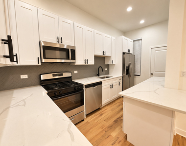 1344 W Ohio Street - Photo Thumbnail 13