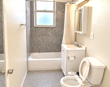 5142 S Ingleside Avenue - Photo Thumbnail 16