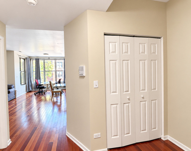 5142 S Ingleside Avenue - Photo Thumbnail 14