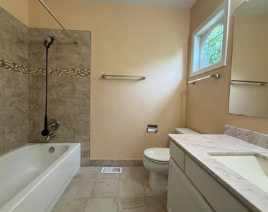 1602 Vermont Drive - Photo Thumbnail 11