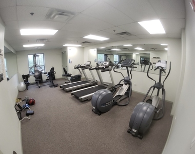 100 N Hermitage Avenue - Photo Thumbnail 11