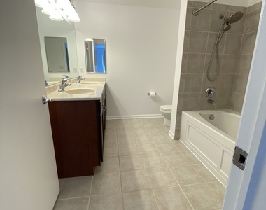 100 N Hermitage Avenue - Photo Thumbnail 10
