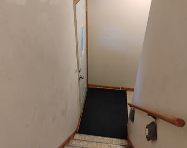 6237 S Kedvale Avenue - Photo Thumbnail 4
