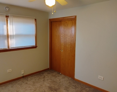 6237 S Kedvale Avenue - Photo Thumbnail 6