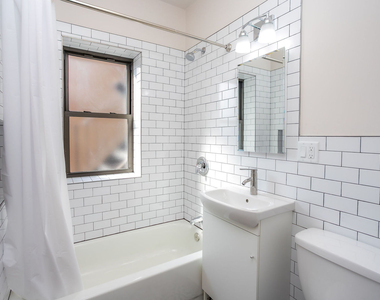 3056 S Keeler Avenue - Photo Thumbnail 5