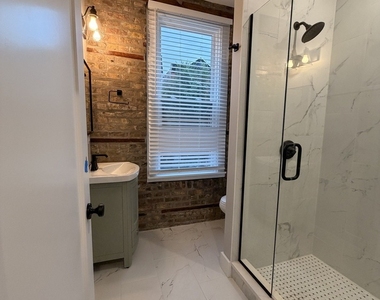 2227 W 21st Street - Photo Thumbnail 5