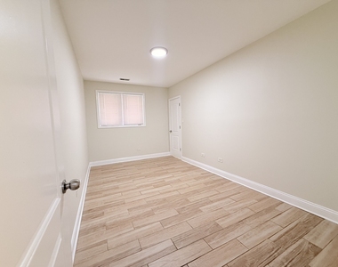 2731 W Polk Street - Photo Thumbnail 14