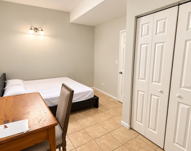 5134 S Ingleside Avenue - Photo Thumbnail 11