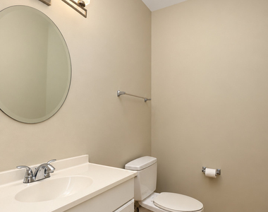 1139 Georgetown Way - Photo Thumbnail 17