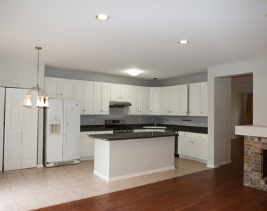 1139 Georgetown Way - Photo Thumbnail 15