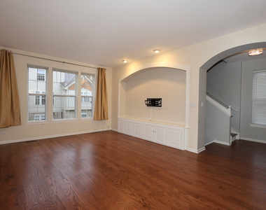 1139 Georgetown Way - Photo Thumbnail 2