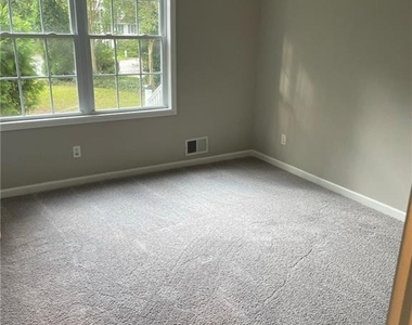 1081 Colony Drive - Photo Thumbnail 19