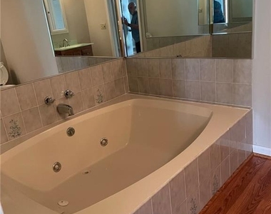 1081 Colony Drive - Photo Thumbnail 28
