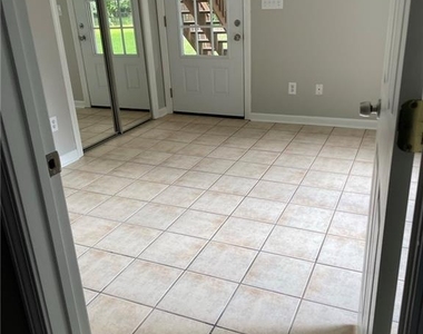 1081 Colony Drive - Photo Thumbnail 26
