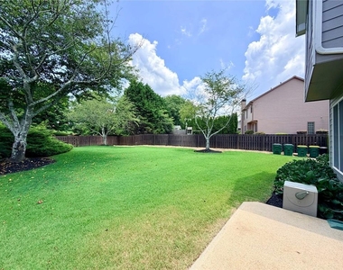 6271 Mountain Ridge Circle - Photo Thumbnail 4