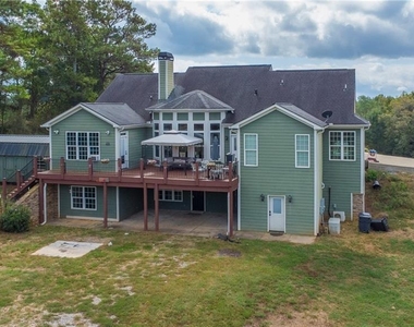8365 Wallace Wood Road - Photo Thumbnail 1