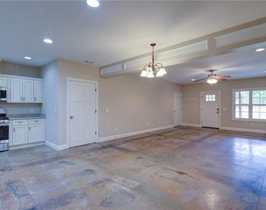 8365 Wallace Wood Road - Photo Thumbnail 7